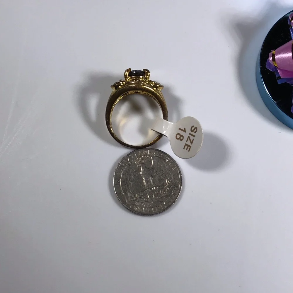 Gorgeous Big Statement Ring Vintage Deadstock New Unique Rare Sparkle Gem